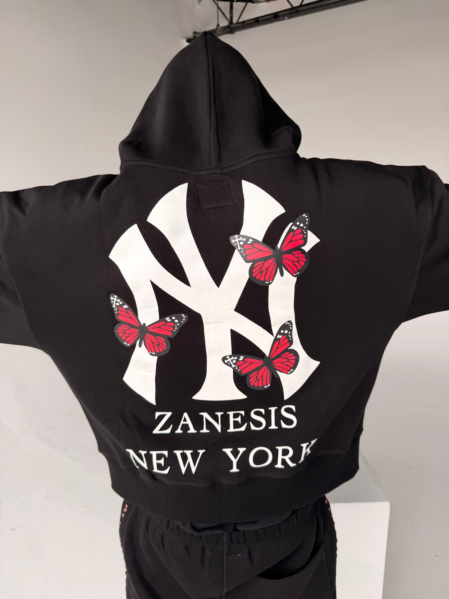 Concrete blossom sweat suit ( Black & Red )