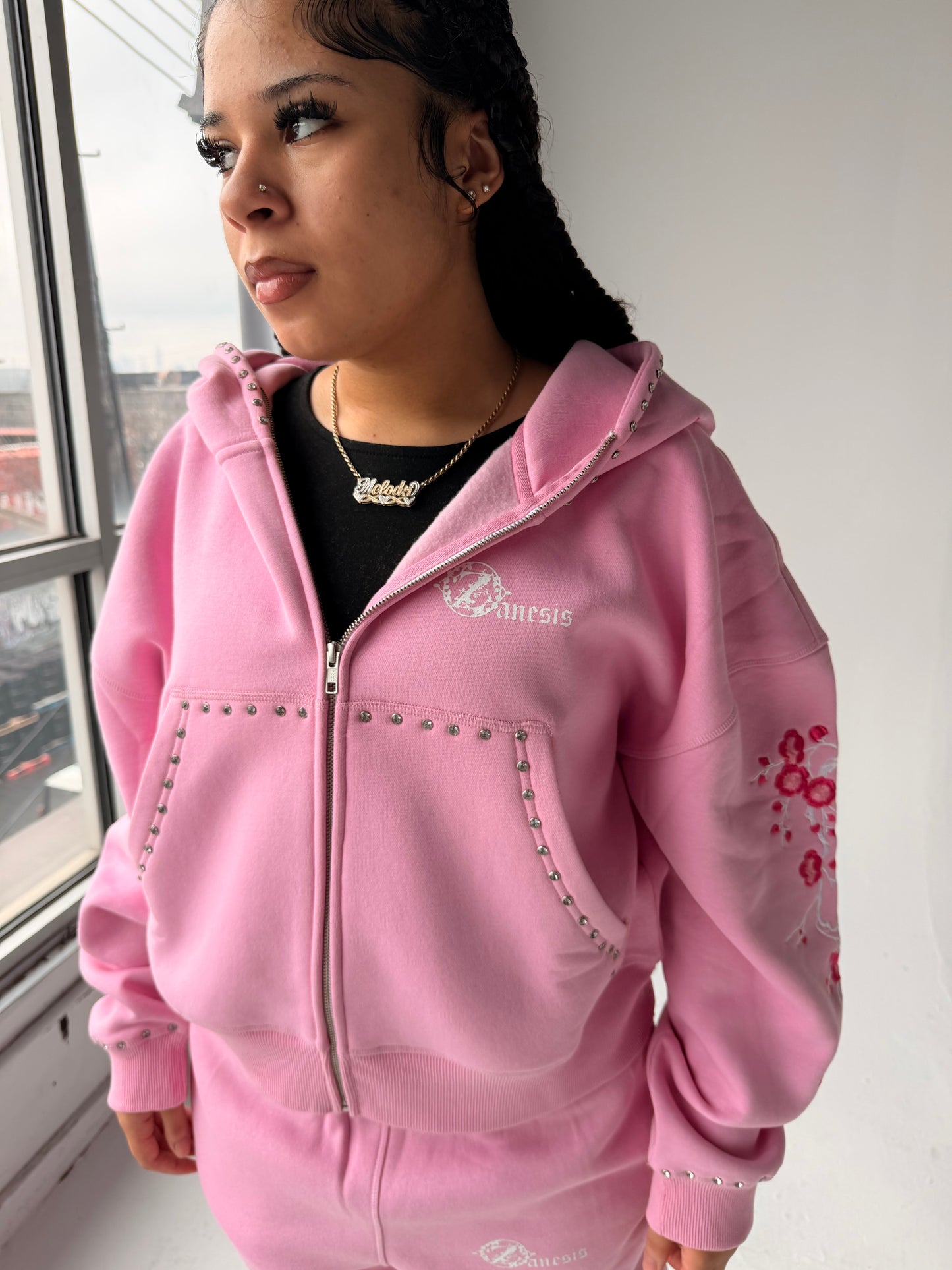 Concrete blossom sweat suit ( pink )