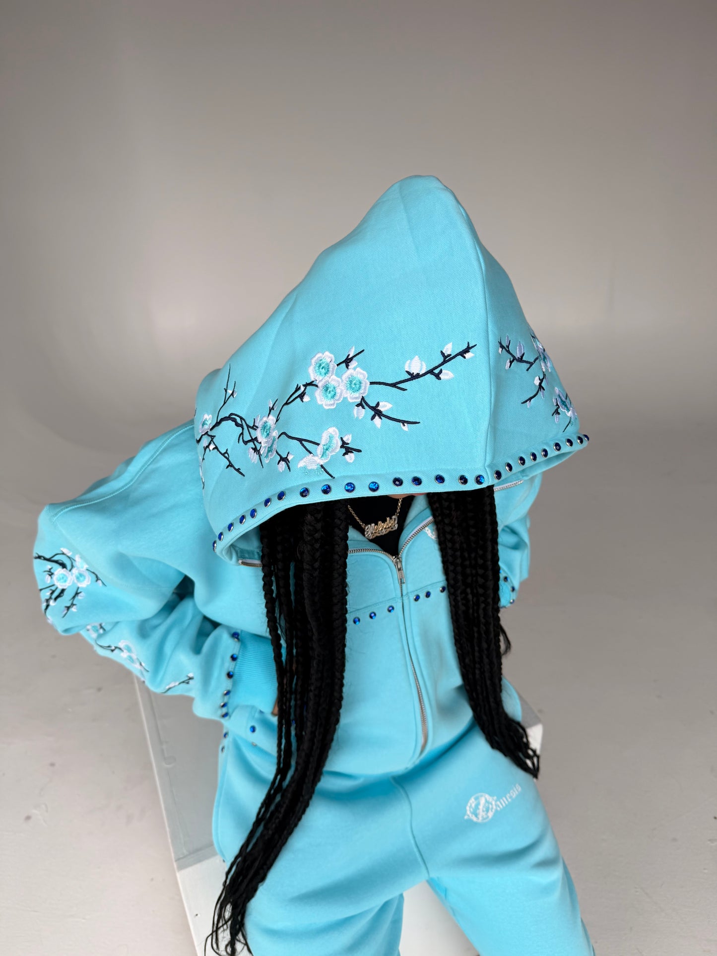 Concrete blossom sweat suit ( Blue )